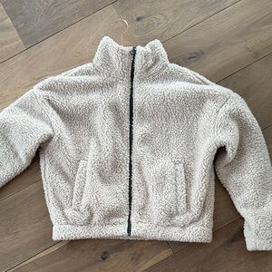 American Eagle Sherpa - Size M